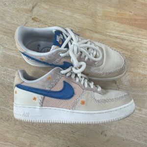 Nike Women’s 9.5 Nike Air Force 1 ‘07 Premium 
Los Angeles Anniversary Edition